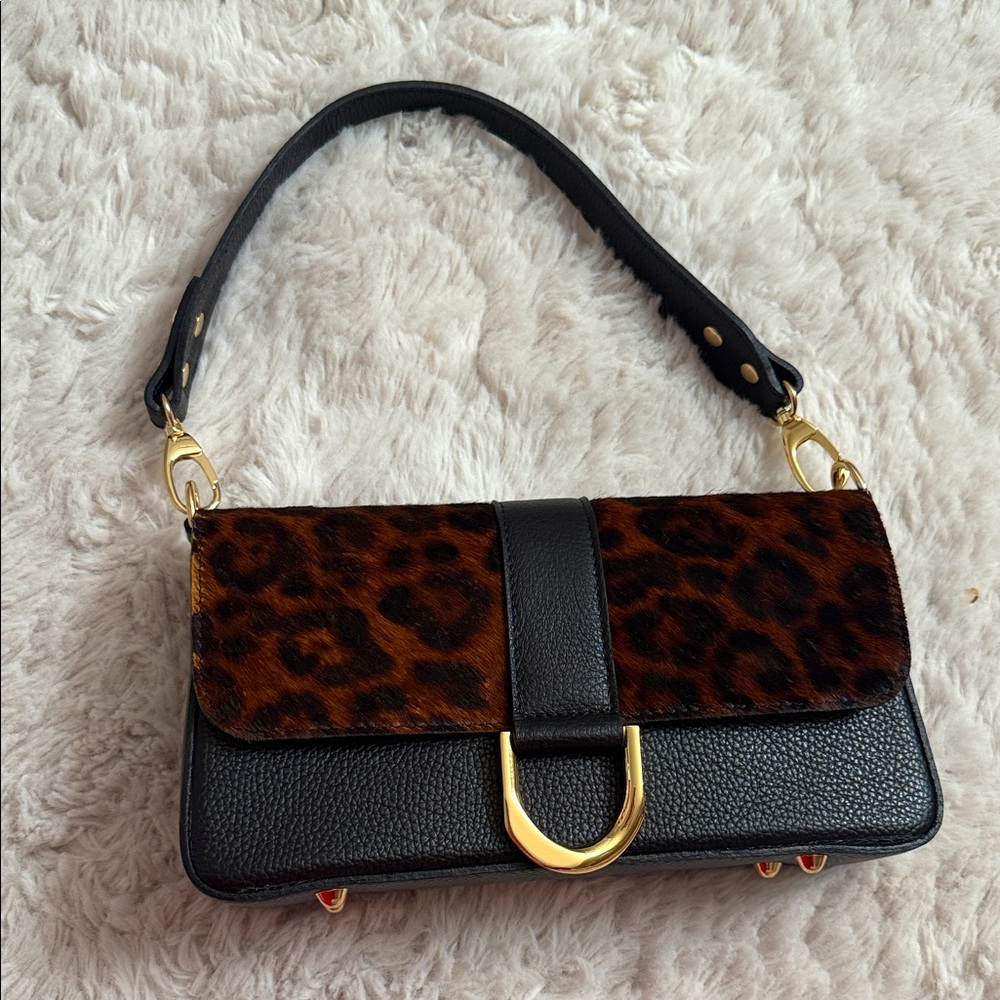 NWOT TJ Maxx Chic Leopard Print Leather Black Shoulder Bag